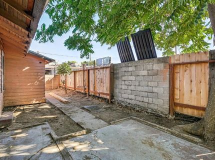 1418 N Center St, Stockton, CA 95202 Photo