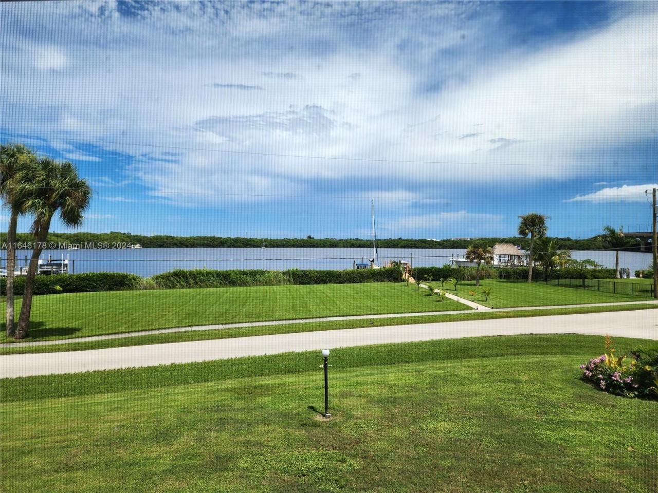 393 SW 35th St, Unit 393, Palm City, FL 34990 Photo