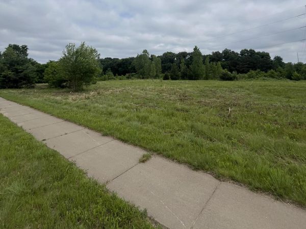 7920 Lake Drive, Circle Pines, MN 55014