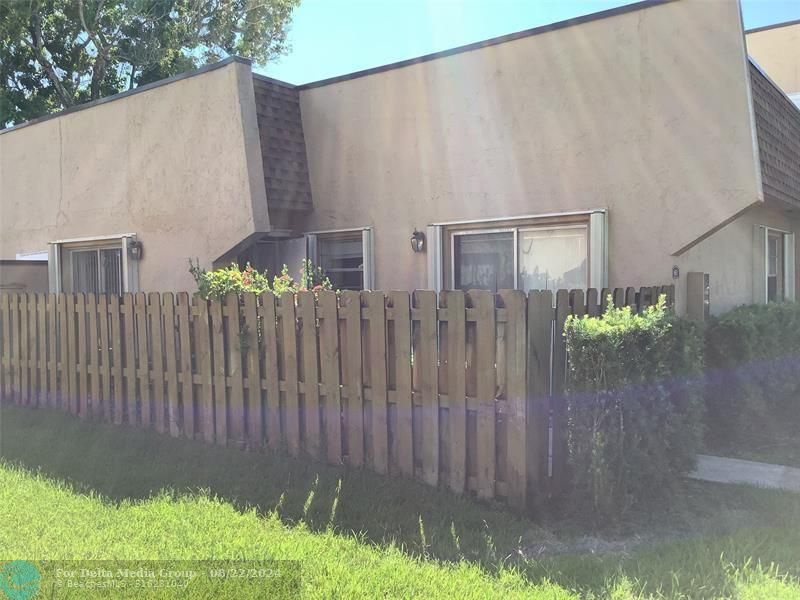 3581 NW 95th Terrace, Unit 601, Sunrise, FL 33351 Photo