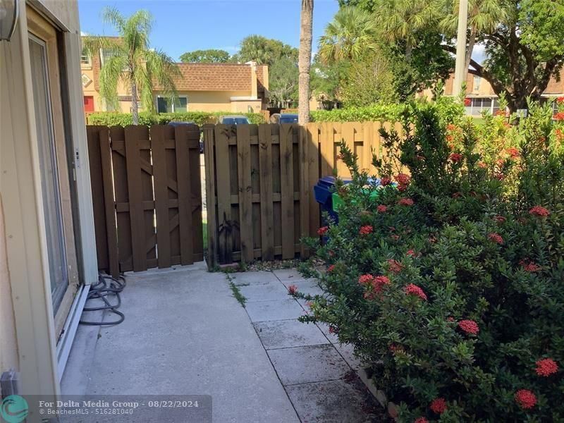 3581 NW 95th Terrace, Unit 601, Sunrise, FL 33351 Photo