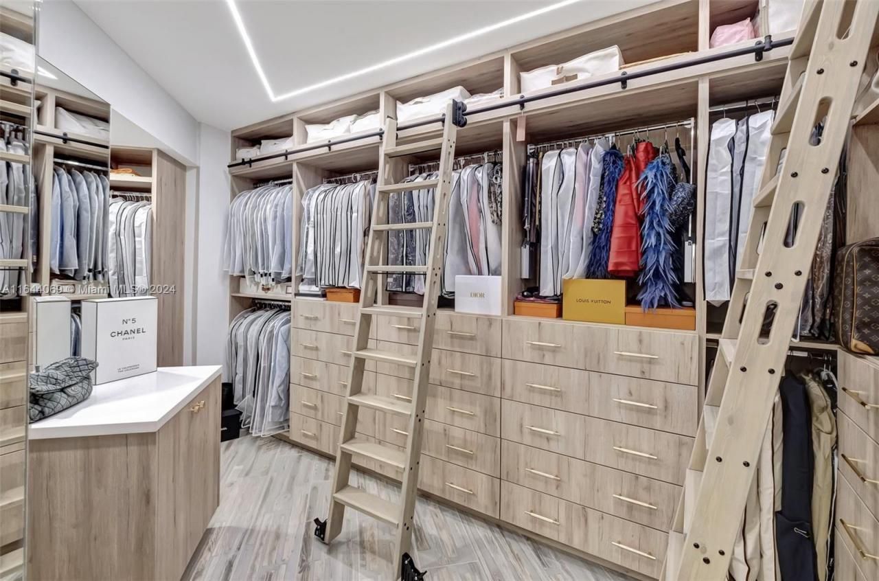 21200 Point Pl, Unit 1204, Aventura, FL 33180 Photo