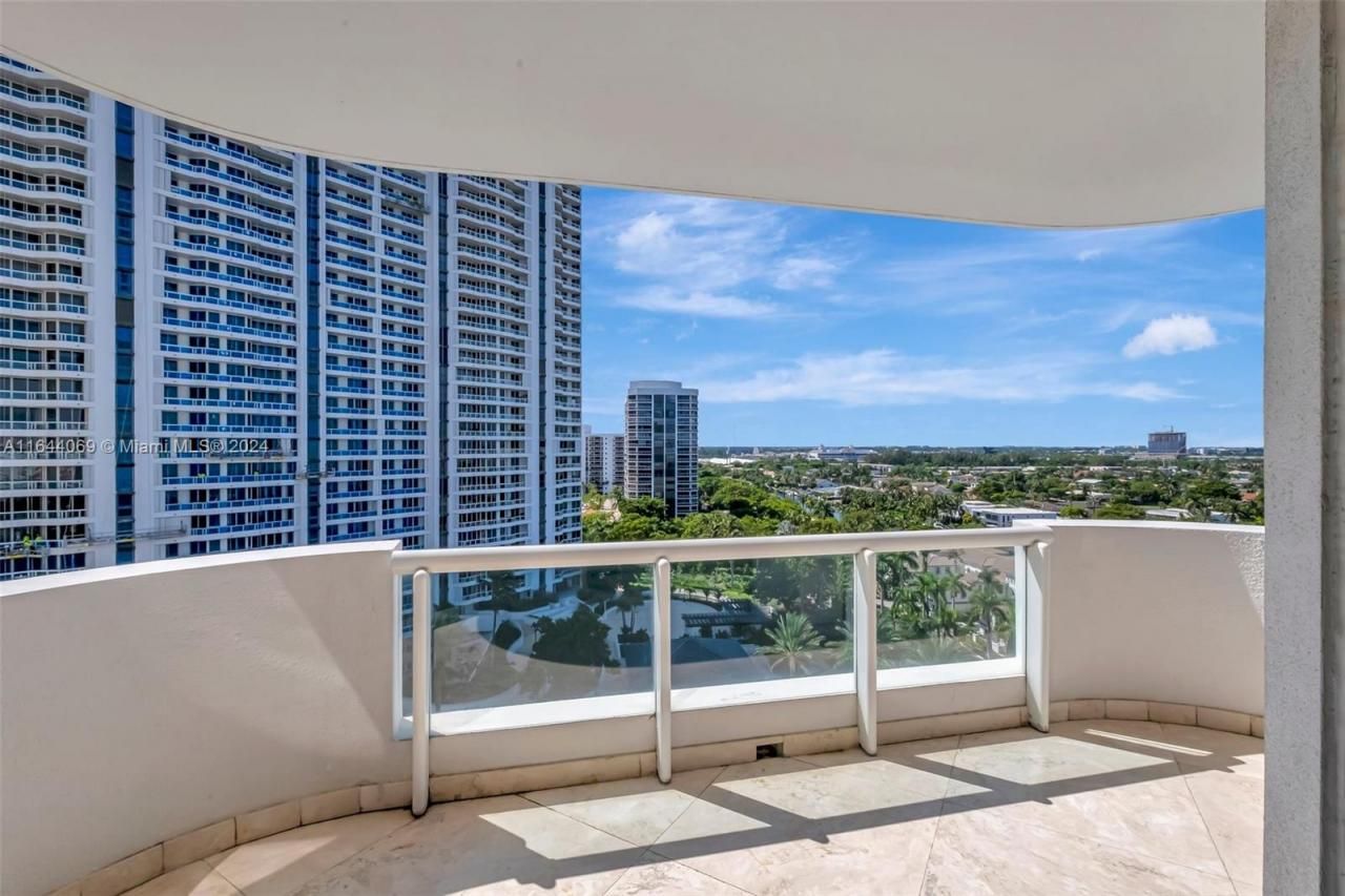 21200 Point Pl, Unit 1204, Aventura, FL 33180 Photo