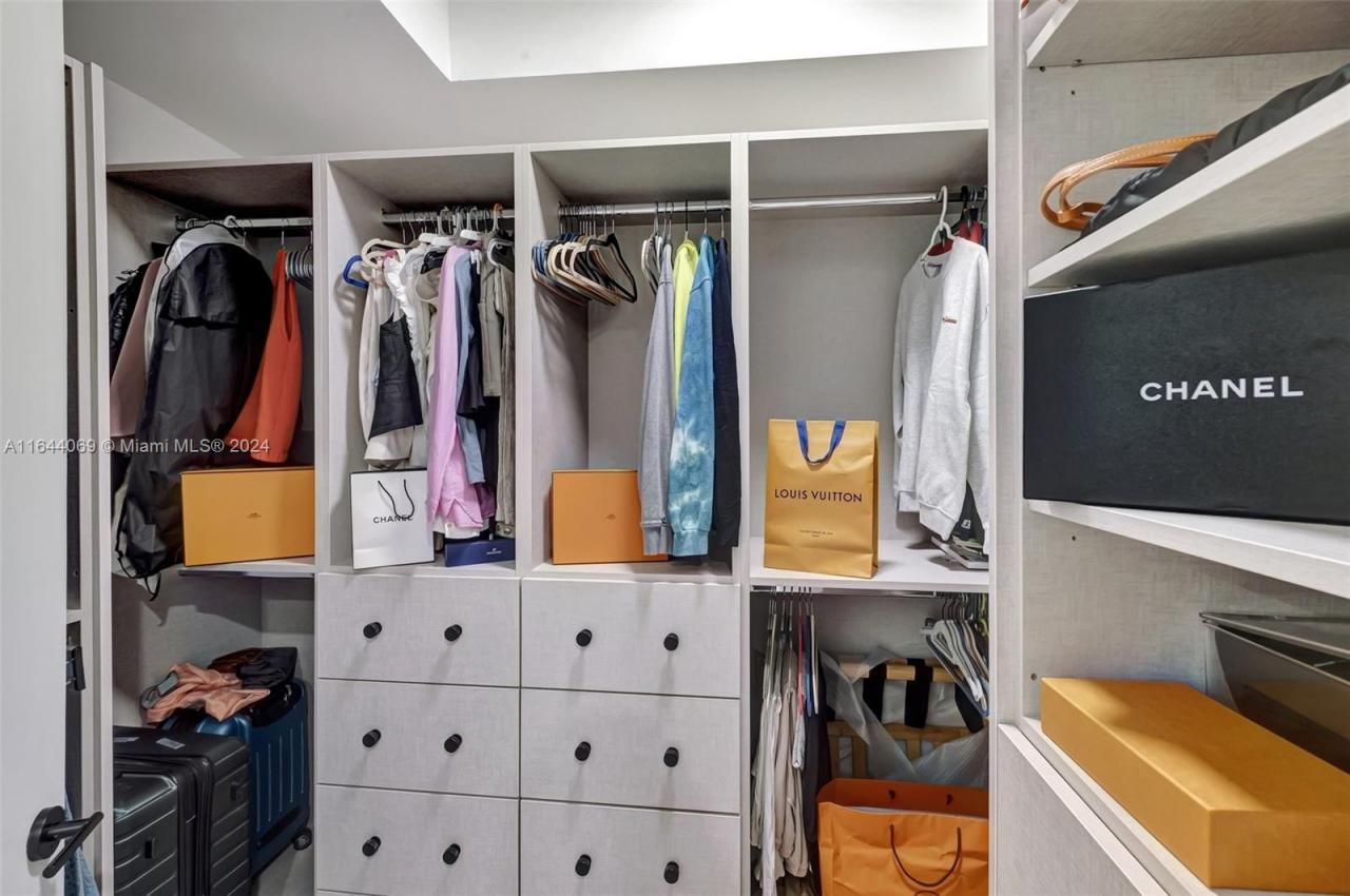 21200 Point Pl, Unit 1204, Aventura, FL 33180 Photo