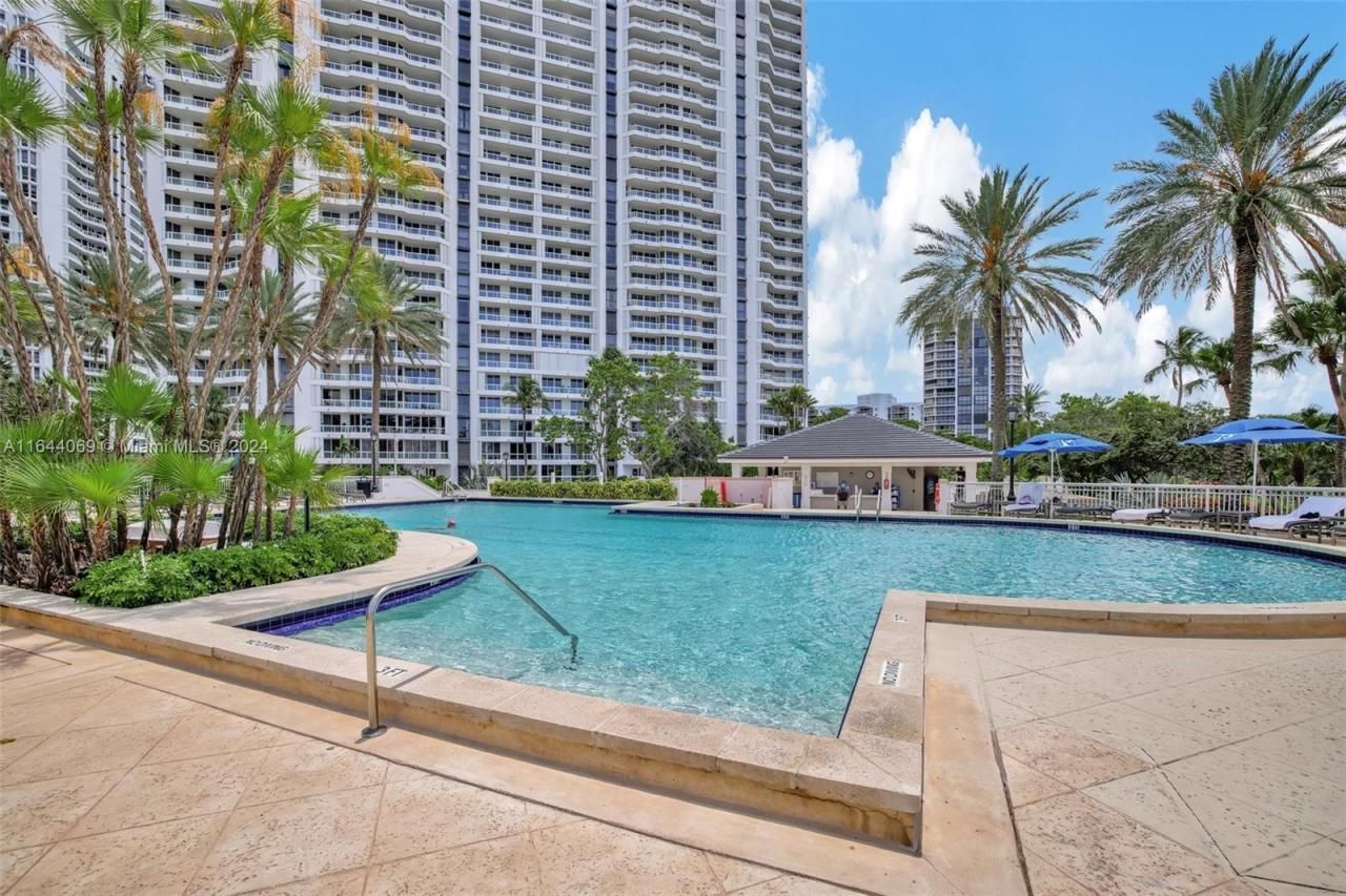 21200 Point Pl, Unit 1204, Aventura, FL 33180 Photo