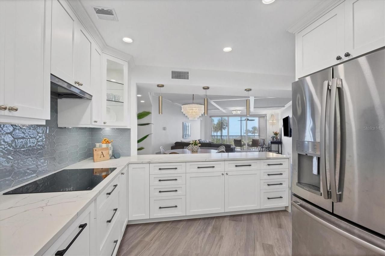 4825 Gulf Of Mexico Drive, Unit 203, Longboat Key, FL 34228 Photo