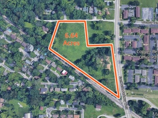 2819 Frank Scott Parkway, Belleville, IL 62223