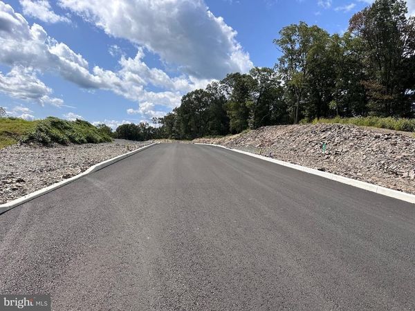 121 PORTIA BOULEVARD, KUTZTOWN, PA 19530