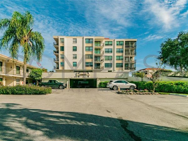 6177 SUN BOULEVARD, Unit 404, ST PETERSBURG, FL 33715