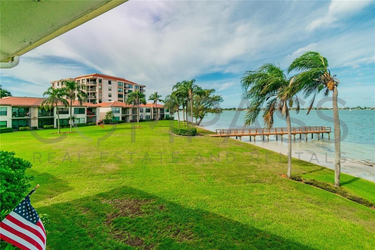 6177 Sun Boulevard, Unit 404, Saint Petersburg, FL 33715 Photo