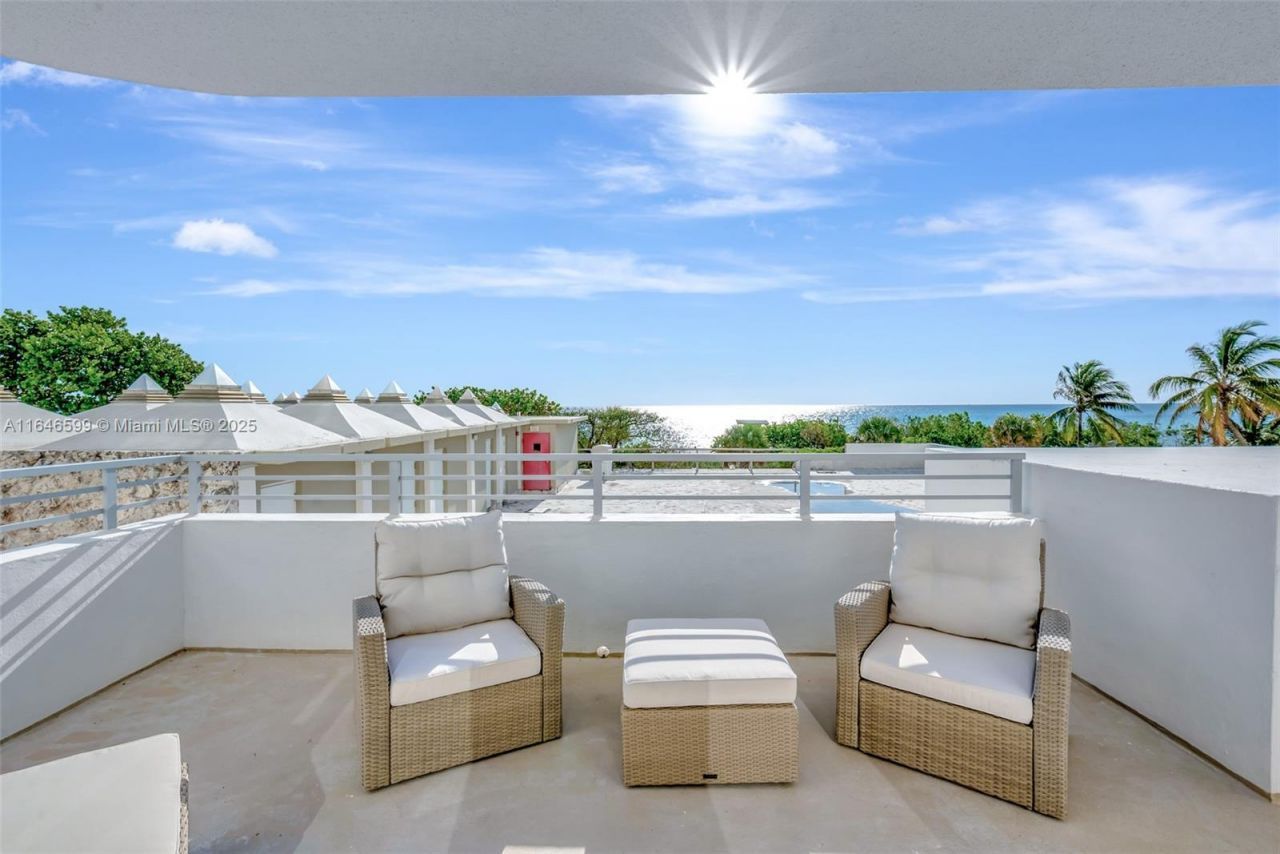 5555 Collins Ave, Unit 3N, Miami Beach, FL 33140 Photo