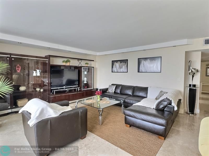 2030 S Ocean Drive, Unit 1626, Hallandale Beach, FL 33009 Photo