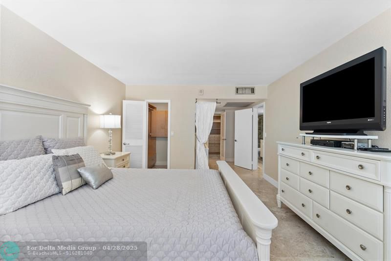 2030 S Ocean Drive, Unit 1626, Hallandale Beach, FL 33009 Photo