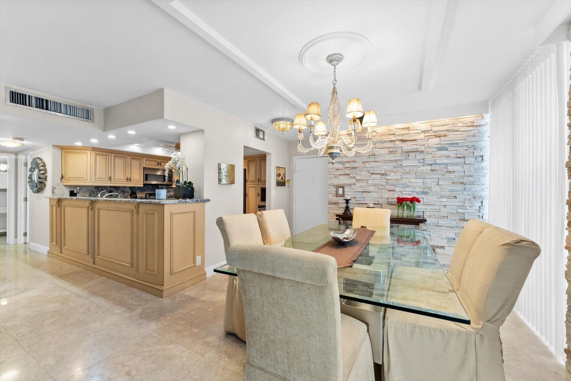 2030 S Ocean Drive, Unit 1626, Hallandale Beach, FL 33009 Photo
