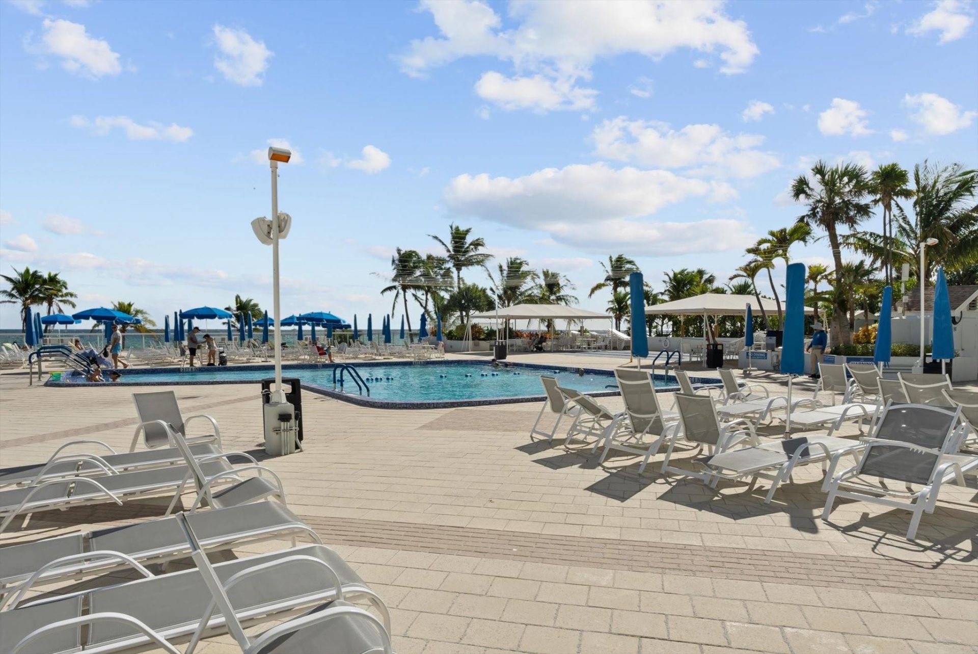 2030 S Ocean Drive, Unit 1626, Hallandale Beach, FL 33009 Photo