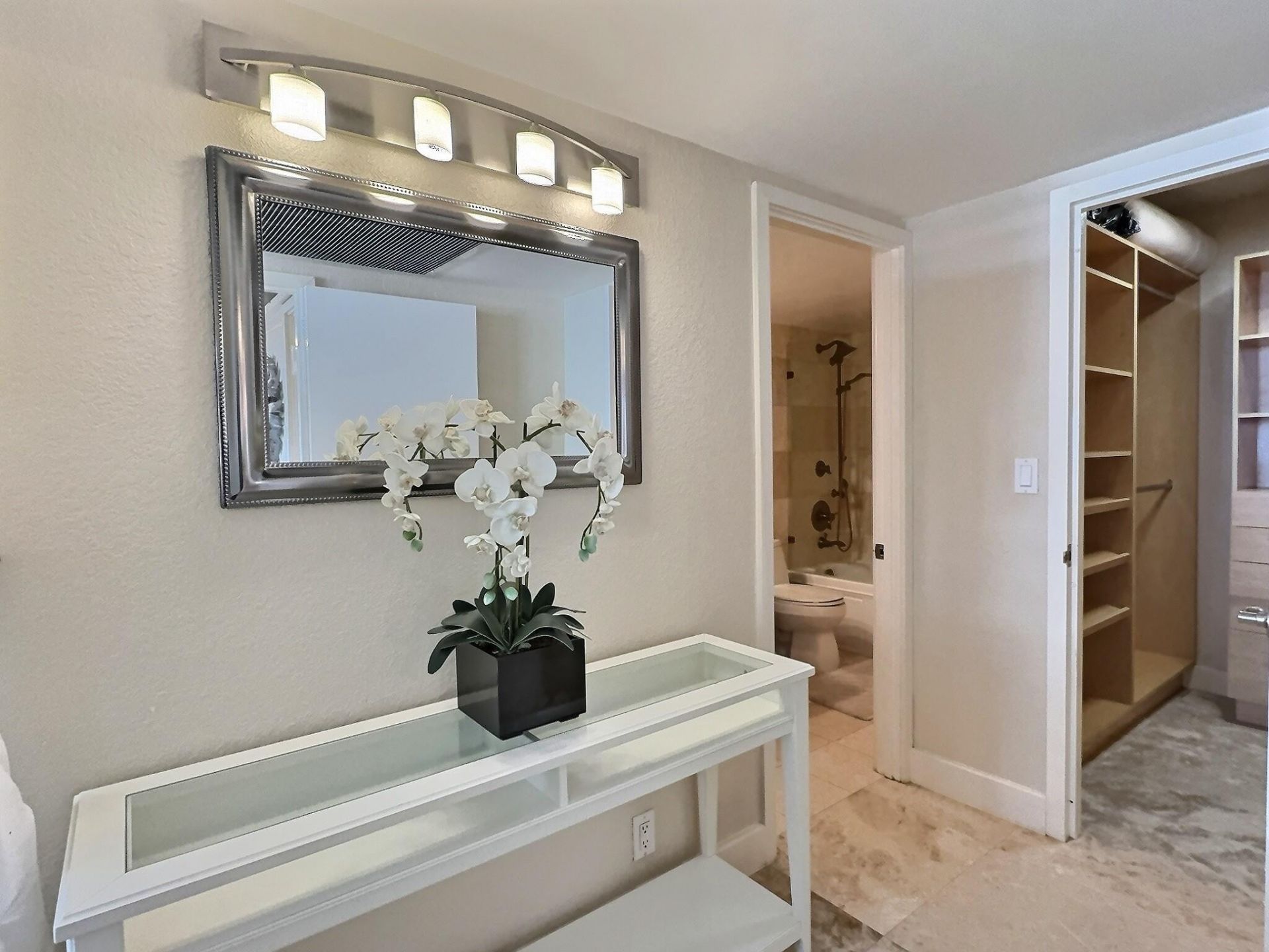 2030 S Ocean Drive, Unit 1626, Hallandale Beach, FL 33009 Photo