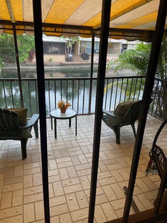 16023 Kingsmoor Way, Miami Lakes, FL 33014 Photo