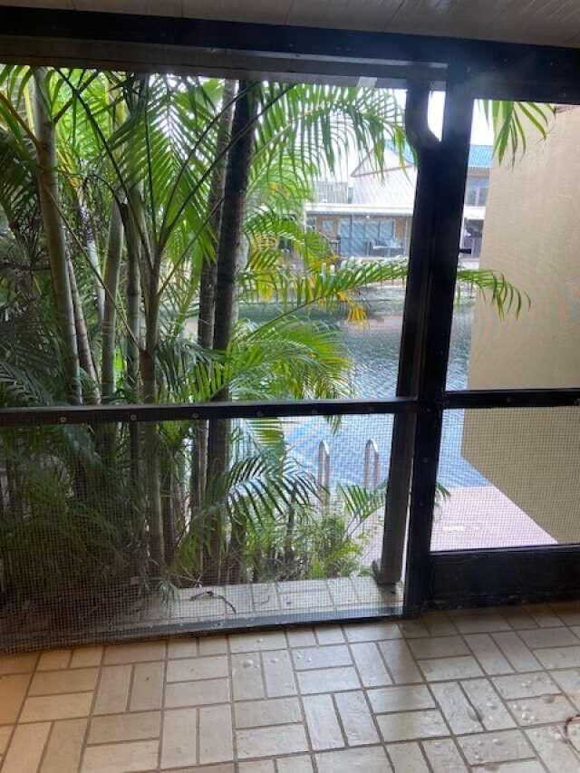 16023 Kingsmoor Way, Miami Lakes, FL 33014 Photo