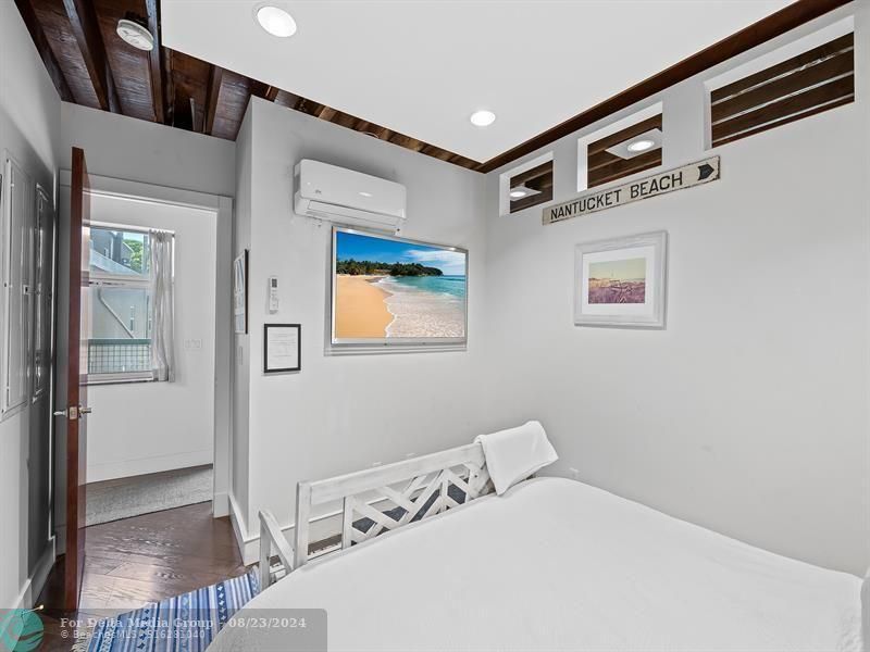 901 Sunrise Lane, Fort Lauderdale, FL 33304 Photo