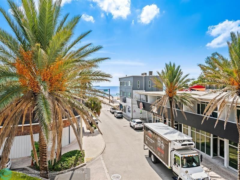 901 Sunrise Lane, Fort Lauderdale, FL 33304 Photo