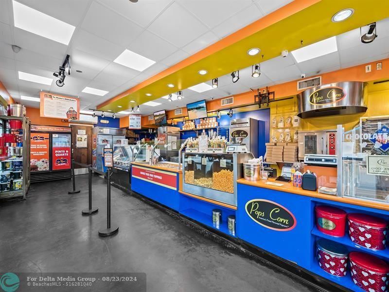 901 Sunrise Lane, Fort Lauderdale, FL 33304 Photo