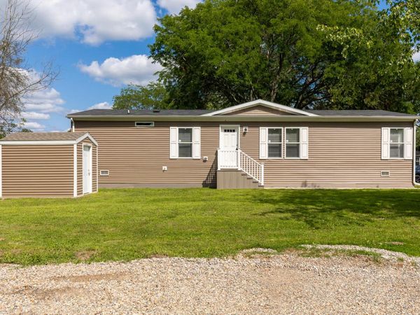 714 Mill Street, Unit 75, Leslie, MI 49251