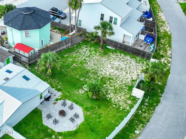 513 Parkhill Circle, Panama City Beach, FL 32413