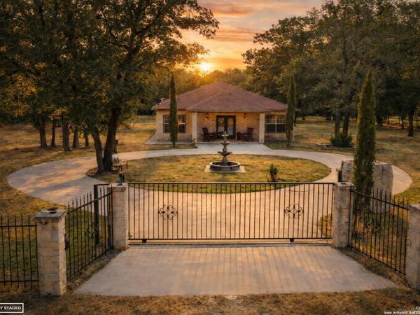 23014 Kendall Way, San Antonio, TX 78264