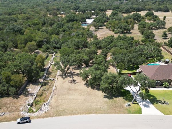 8378 Spring Creek LOOP, Salado, TX 76571