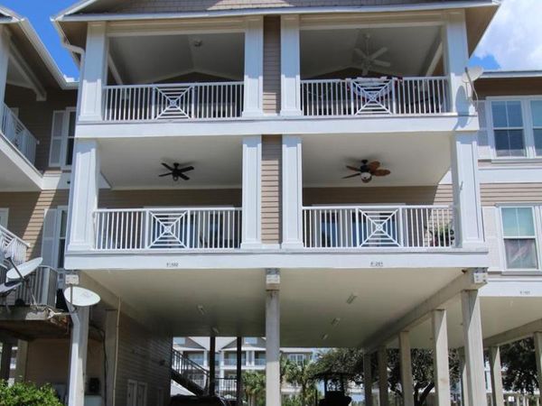 221 E 3rd Ave, Unit F-102, Horseshoe Beach, FL 32648