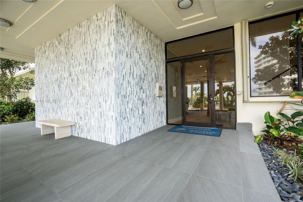 400 Beach Rd, Unit 802, Tequesta, FL 33469 Photo