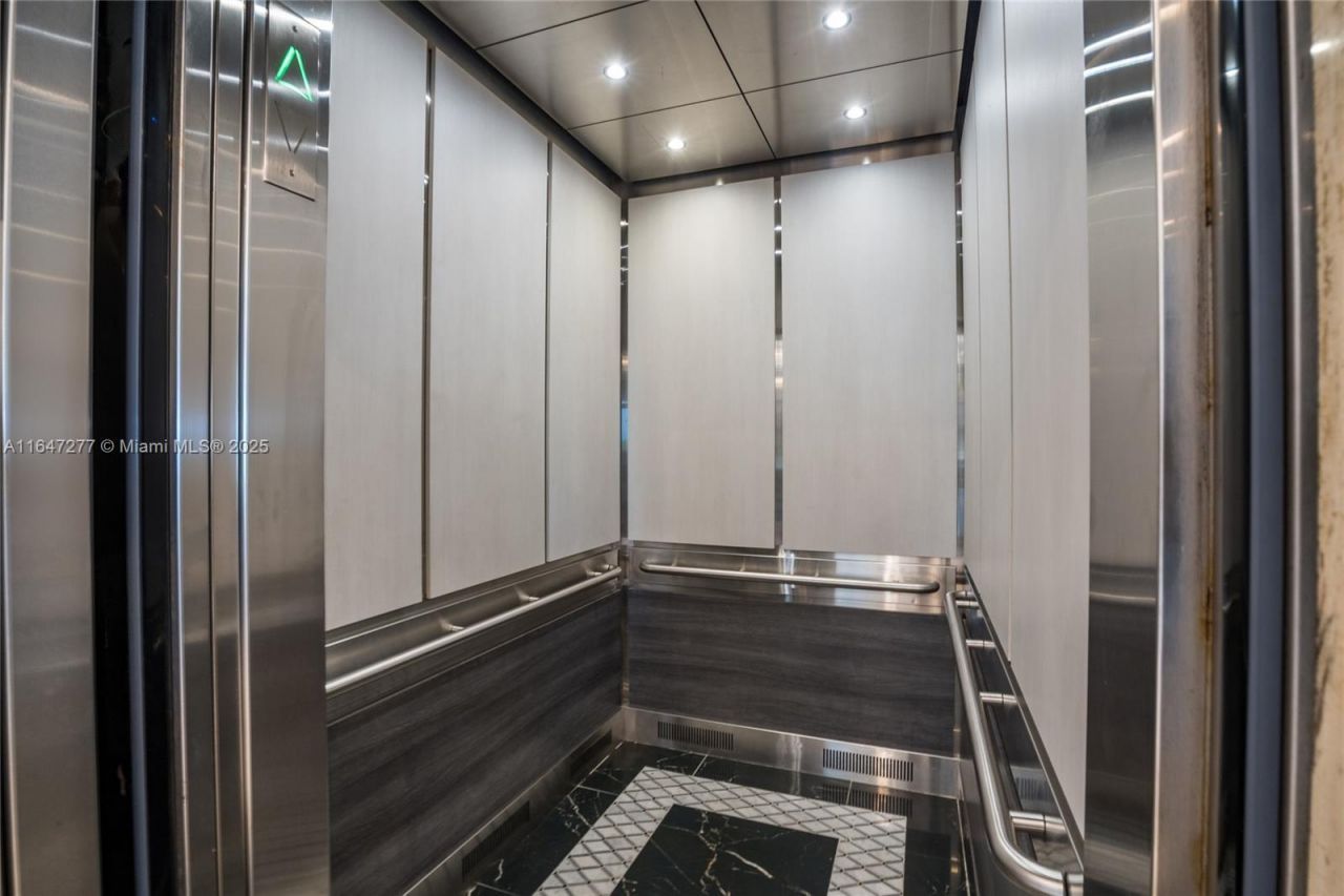 400 Beach Rd, Unit 802, Tequesta, FL 33469 Photo