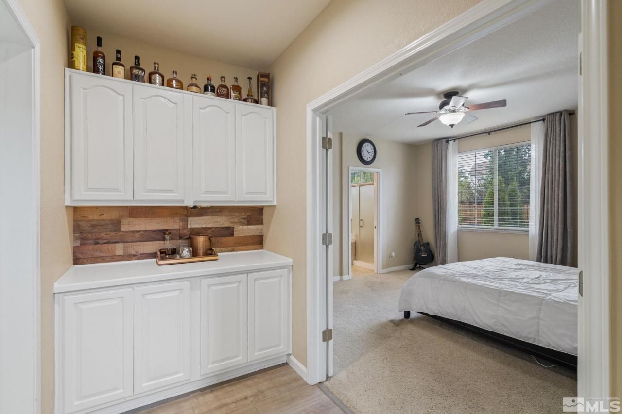 6658 Abbotswood Drive, Sparks, NV 89436 Photo