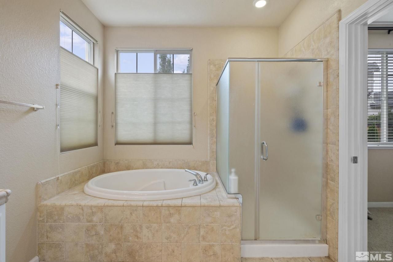 6658 Abbotswood Drive, Sparks, NV 89436 Photo