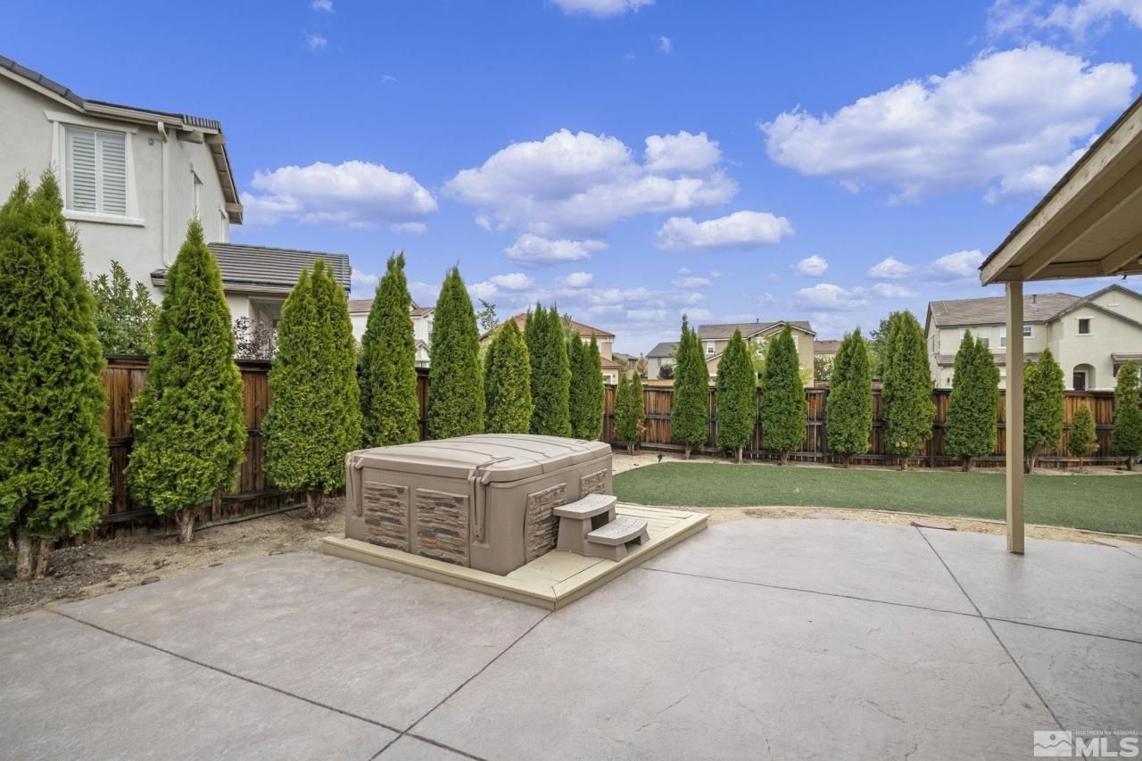 6658 Abbotswood Drive, Sparks, NV 89436 Photo
