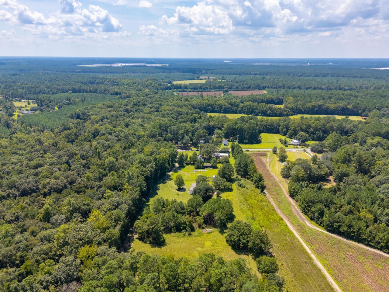 1388 Lebanon Road Photo 9