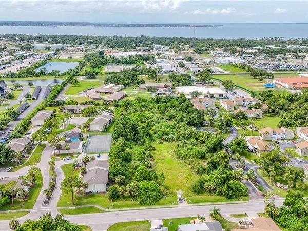 22501 WESTCHESTER BOULEVARD, PUNTA GORDA, FL 33980