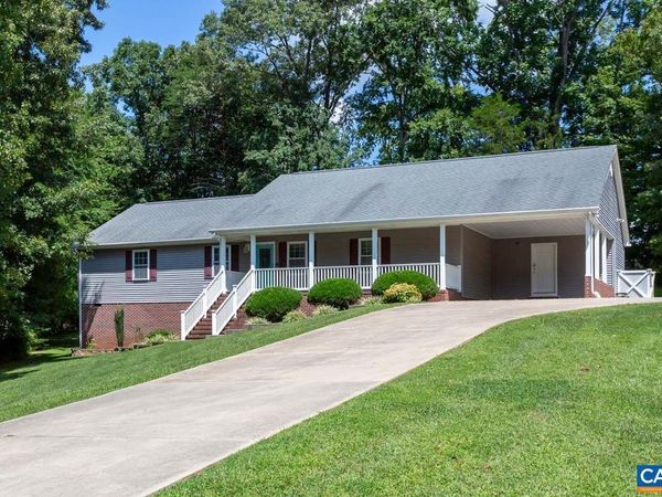 202 SMITH DR, FARMVILLE, VA 23901