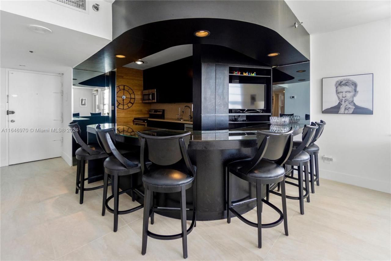 100 Lincoln Rd, Unit 548, Miami Beach, FL 33139 Photo