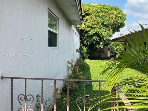 800 N federal hwy, Unit 5, Hollywood, FL 33020