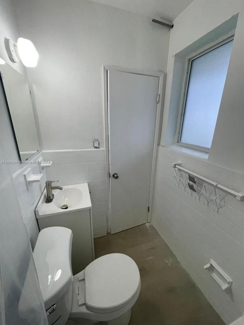 800 N Federal Hwy, Unit 5, Hollywood, FL 33020 Photo