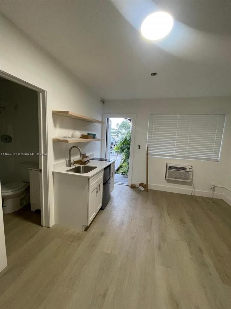 800 N Federal Hwy, Unit 5, Hollywood, FL 33020 Photo