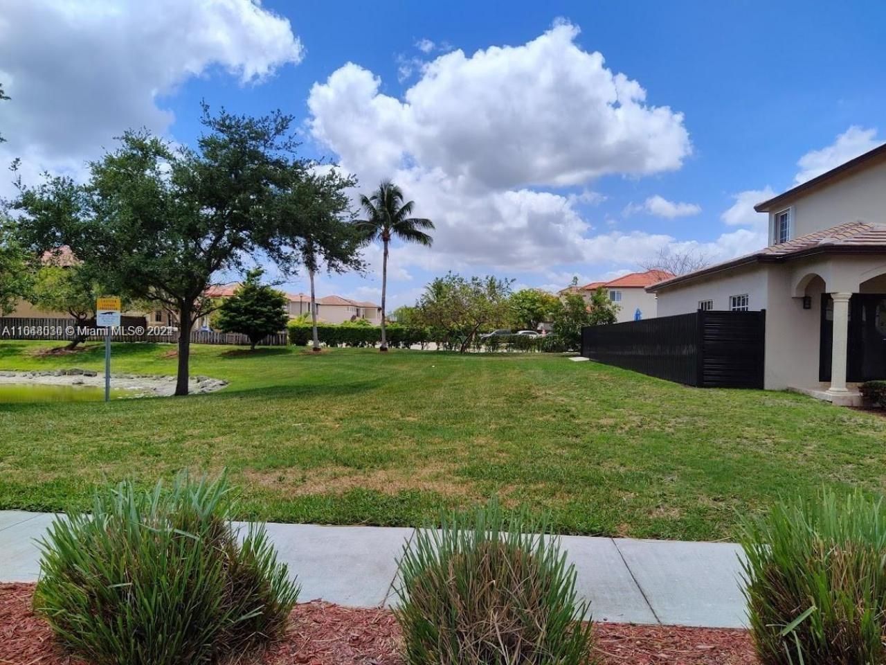 157th Ct SW 65th Terrace, Miami, FL 33193 Photo