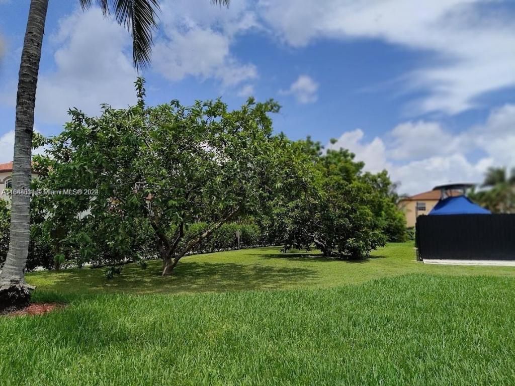 157th Ct SW 65th Terrace, Miami, FL 33193 Photo