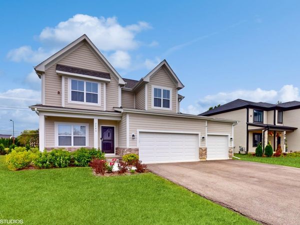 21379 W Sylvan Drive, Mundelein, IL 60060