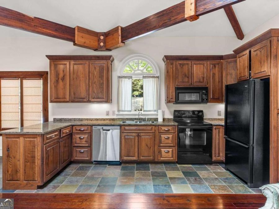 Property Image 36