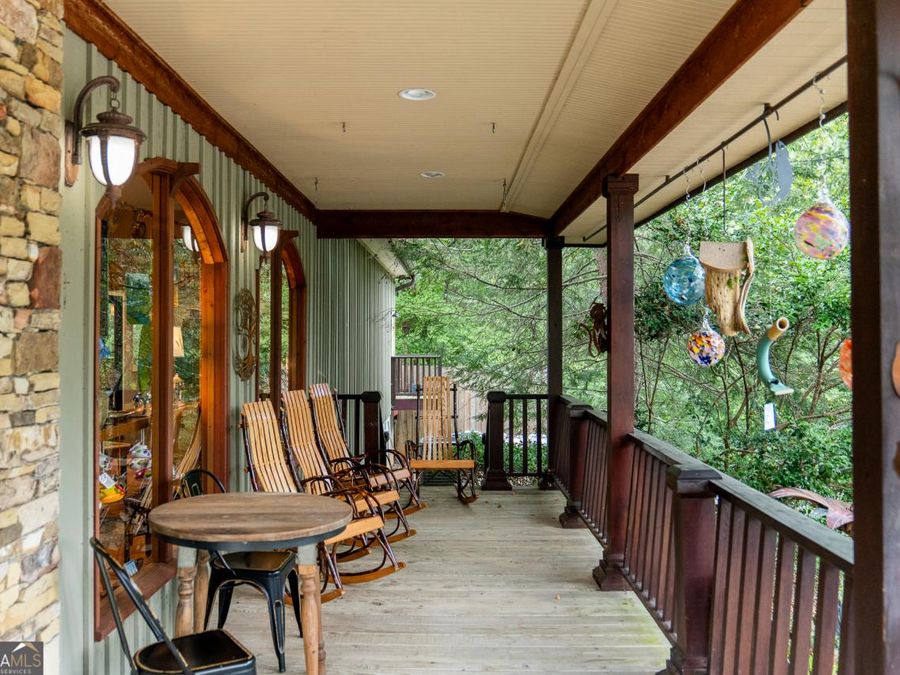 Property Image 100