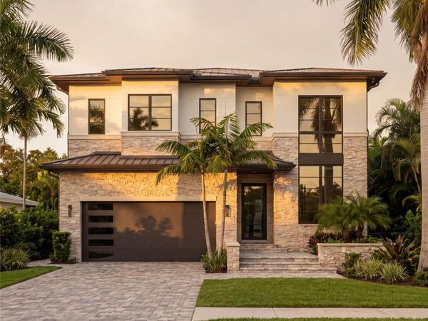 2201 N GLENWOOD DRIVE, TAMPA, FL 33602