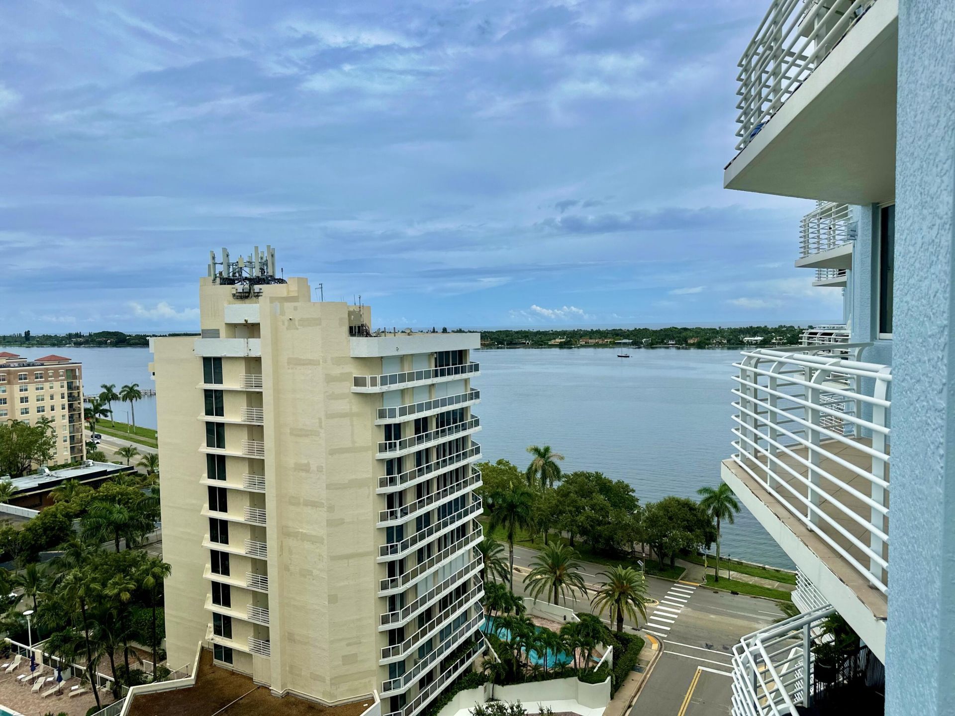 1551 N Flagler Drive, Unit 1205, West Palm Beach, FL 33401 Photo