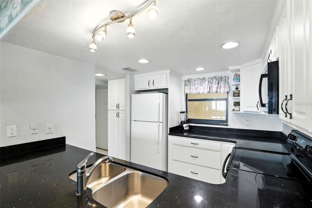 4175 S Atlantic Avenue, Unit 1020, New Smyrna Beach, FL 32169 Photo